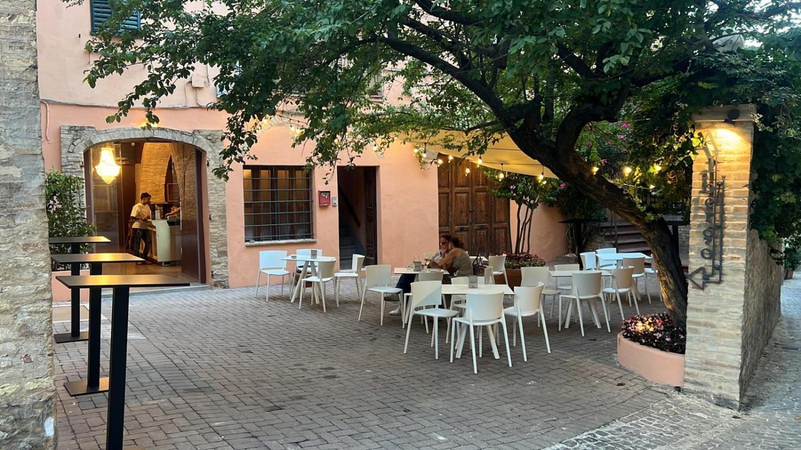 I Mecenati Hotel Macerata Exterior photo